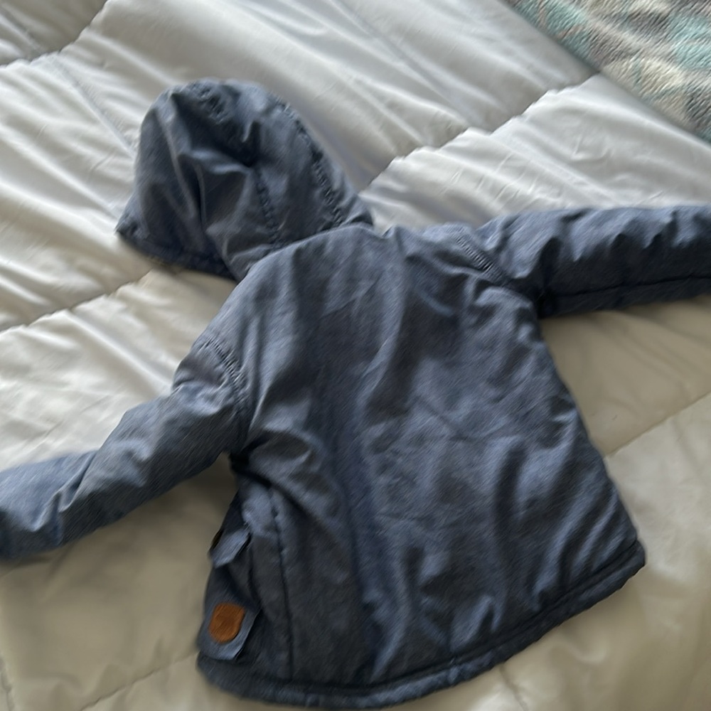 24mo jacket - Picture 3 of 3